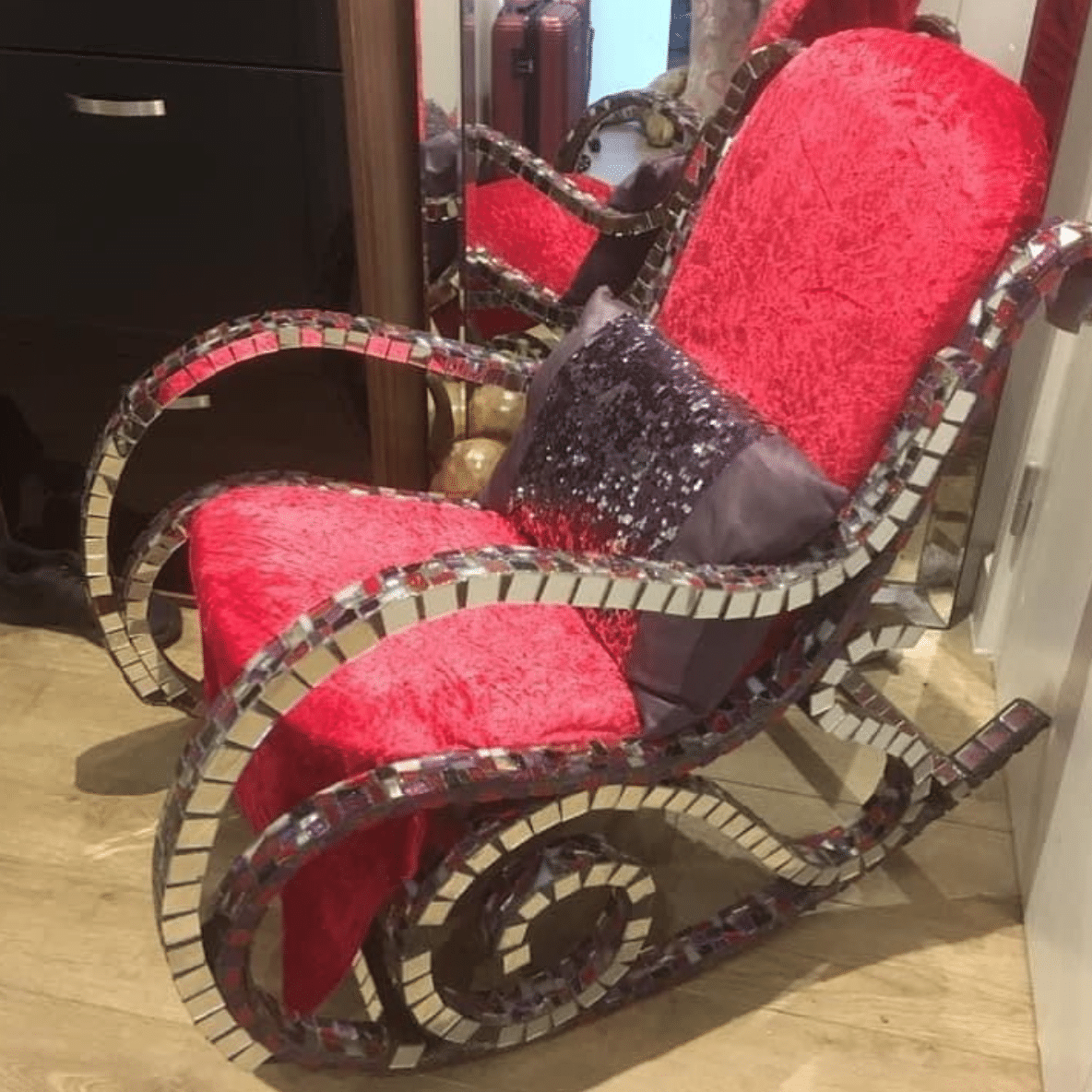 Chair decorated with mosaic pieces